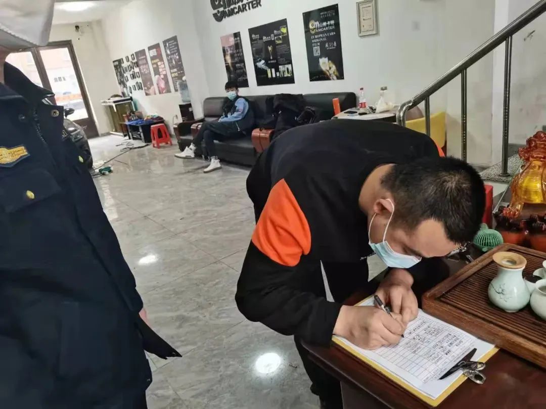 受疫情影響的輪胎店、汽配店遠不止上述報道的這幾家