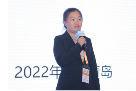中國橡膠工業(yè)協(xié)會技術經(jīng)濟委員會高級工程師董文敏作了《“輪胎、炭黑單位產(chǎn)品能源消耗限額”國家強制標準修訂進展的報告》。 中國橡膠工業(yè)協(xié)會技術經(jīng)濟委員會高級工程師董文敏作了《“輪胎、炭黑單位產(chǎn)品能源消耗限額”國家強制標準修訂進展的報告》。