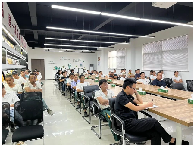 　相信通過本次會議的召開，制造中心全體員工在下一階段的工作中會更加進一步鞏固和提升安全管理能力，嚴格落實安全生產主體責任，始終繃緊安全生產弦，確保公司安全環保形勢平穩向好，為公司的高質量發展營造更加穩定的安全環境。