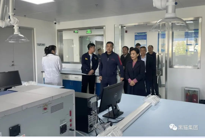 余立新充分肯定了青島黑貓公司的科研事業發展成果及業內研發地位，希望能夠以顯著的人才優勢、區位優勢、政策優勢、技術優勢、環境優勢取得優秀的發展成績，向黑貓集團反哺出更多的成果。
