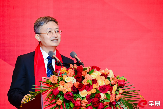 長(zhǎng)江證券股份有限公司副總裁、長(zhǎng)江證券承銷(xiāo)保薦有限公司總裁王承軍致辭 長(zhǎng)江證券股份有限公司副總裁、長(zhǎng)江證券承銷(xiāo)保薦有限公司總裁王承軍致辭