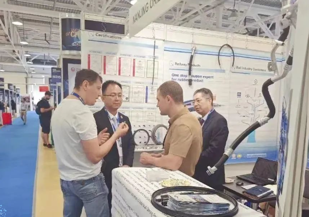 南京利德東方橡塑科技有限公司自2020年起積極展開國(guó)際市場(chǎng)拓展計(jì)劃，獲得了可喜的發(fā)展成果。在經(jīng)過多次努力之后，該公司已經(jīng)成功建立了與美國(guó)、加拿大、日本、墨西哥、伊朗以及俄羅斯等國(guó)家的牢固業(yè)務(wù)伙伴關(guān)系。