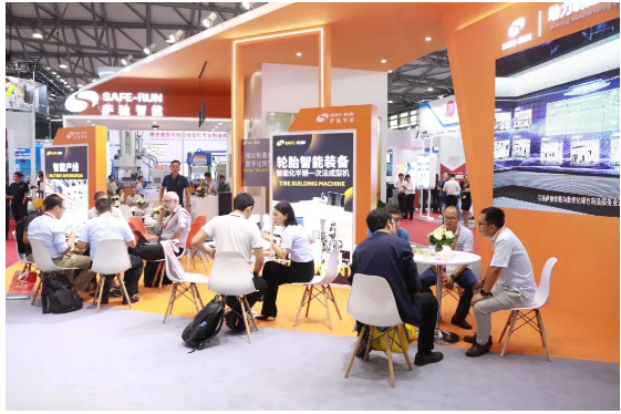第二十一屆中國國際橡膠技術(shù)展覽會在上海浦東會展中心圓滿落幕。本次展會上，薩馳智能攜手高端智能輪胎裝備、核心智能物流裝備，以及胎胚物流、成品物流等智能產(chǎn)線和智慧工廠一站式物流解決方案亮相，吸引了眾多參展嘉賓的關(guān)注。