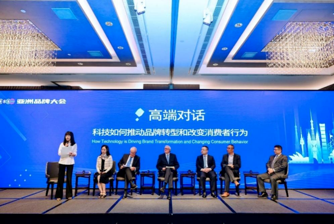 錦湖輪胎的中國(guó)董事長(zhǎng)楊洵表示：“錦湖始終致力于提供卓越的產(chǎn)品、高效的智能制造體系和堅(jiān)實(shí)的品牌建設(shè)，以滿足全球消費(fèi)者和合作伙伴的需求，并不斷探索汽車和輪胎領(lǐng)域的智能出行解決方案。”